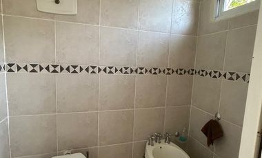 Excelente Casa en Beccar, venta, reciclada completamente, 3 dormitorios, pileta