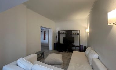Excelente Casa en Beccar, venta, reciclada completamente, 3 dormitorios, pileta