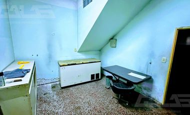 Depósito de 1300 m² cubiertos en Castelar con salida rápida a Acceso Oeste ideal logística