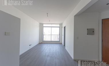 Departamento  2 ambientes baño y toilette  -  Piso alto  Saavedra