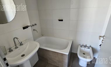 Departamento  2 ambientes baño y toilette  -  Piso alto  Saavedra