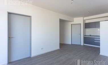 Departamento  2 ambientes baño y toilette  -  Piso alto  Saavedra