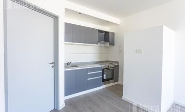 Departamento  2 ambientes baño y toilette  -  Piso alto  Saavedra