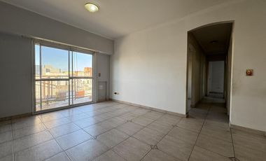Venta Departamento 4 ambientes cochera cubierta centro General San Martin