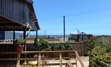 VENTA DE CASA 76,75 M2 FRENTE AL MAR, PELLUHUE
