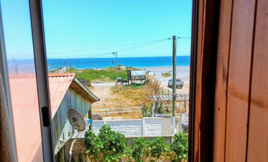 VENTA DE CASA 76,75 M2 FRENTE AL MAR, PELLUHUE