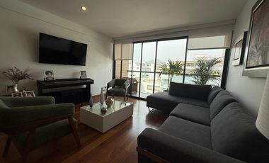 VENTA DE DEPARTAMENTO CON VISTA PANORAMICA EN SURCO