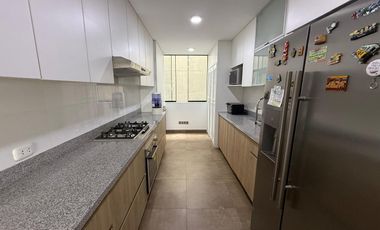 VENTA DE DEPARTAMENTO CON VISTA PANORAMICA EN SURCO