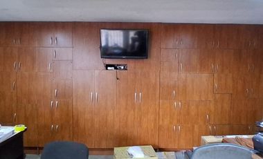 Se arrienda taller mecánico totalmente equipado
