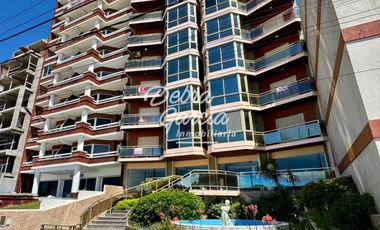 VENTA - DEPARTAMENTO CUATRO AMBIENTES EN SAN BERNARDO CON COCHERA VISTA AL MAR.-