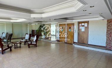 VENTA - DEPARTAMENTO CUATRO AMBIENTES EN SAN BERNARDO CON COCHERA VISTA AL MAR.-