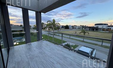 Casa a la VENTA en Canning, Lagos de Canning