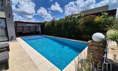 Casa a la VENTA en Canning, Lagos de Canning