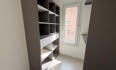Casa a estrenar en San Isidro