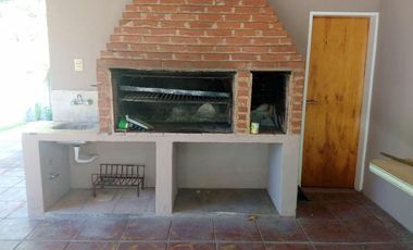 Casa en venta en barrio Corimayo, Burzaco