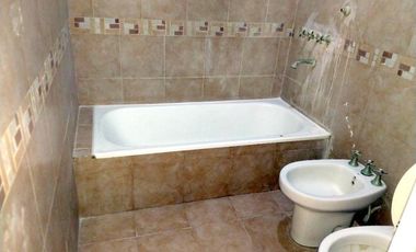 Casa en venta en barrio Corimayo, Burzaco