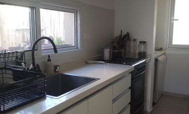 Casas de Santa María | Alquiler temporario | Divina casa de 3 dorm y playroom con galería y pileta