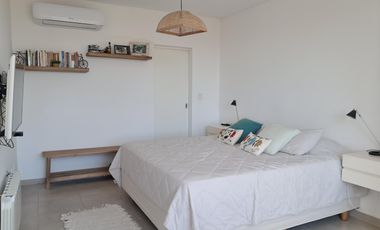 Casas de Santa María | Alquiler temporario | Divina casa de 3 dorm y playroom con galería y pileta