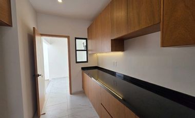 Casa en Venta Un piso 3 recámaras Lomas de la Rioja