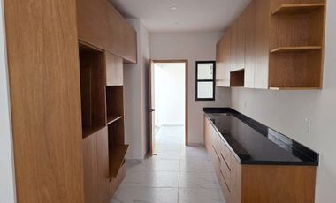 Casa en Venta Un piso 3 recámaras Lomas de la Rioja