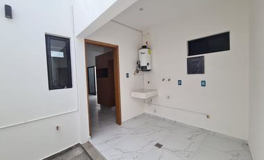 Casa en Venta Un piso 3 recámaras Lomas de la Rioja