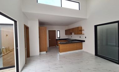 Casa en Venta Un piso 3 recámaras Lomas de la Rioja