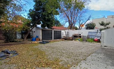 Local comercial con oficinas mas deposito