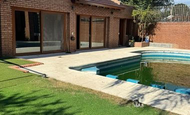 Venta de casa premiun en Cerro de las Rosas