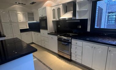 Venta de casa premiun en Cerro de las Rosas