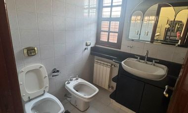 Venta de casa premiun en Cerro de las Rosas