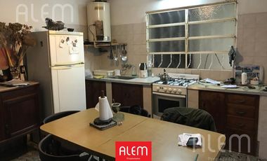 Casa en venta en Lomas de Zamora Oeste