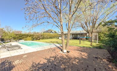 Casa 3 Dorm - Kentucky Club de Campo.