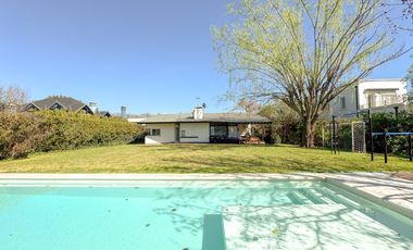 Casa 3 Dorm - Kentucky Club de Campo.