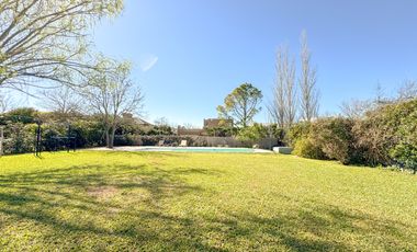 Casa 3 Dorm - Kentucky Club de Campo.