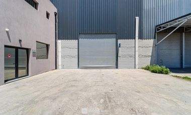 Galpón de 2000m2 en Parque Logístico 