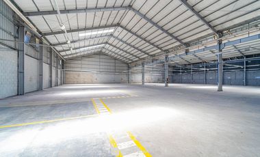 Galpón de 2000m2 en Parque Logístico 