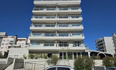 Alquiler Departamento 3 ambientes con cochera y amenities Barrio del Portal Nordelta