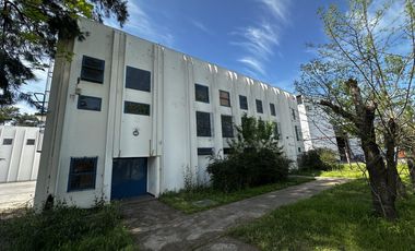 Depósito en El triangulo