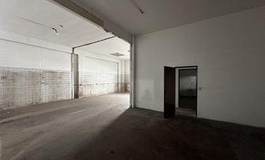 Depósito en El triangulo