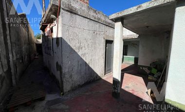 Galpón con vivienda a refaccionar en Wilde, Avellaneda