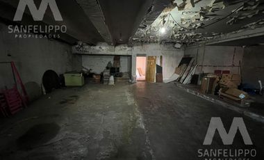 Galpón con vivienda a refaccionar en Wilde, Avellaneda