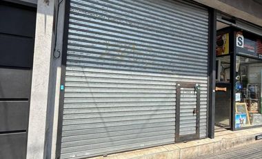 Local con entrepiso - Alquiler