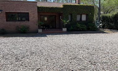 Casa en Alquiler Temporal, 3 Domitorios, Villa Allende