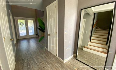 Casa en venta de cuatro ambientes con amplio parque en Abril Club de Campo, Hudson