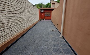 Casa en  venta en G. de Laferrere