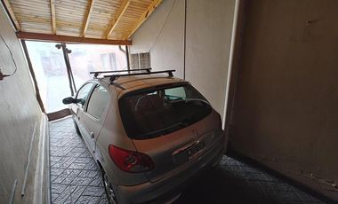 Casa en  venta en G. de Laferrere