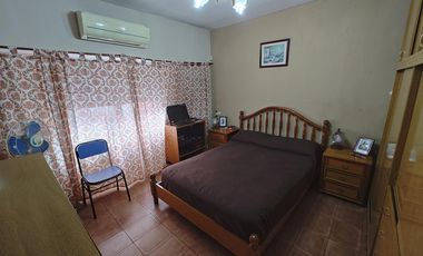 Casa en  venta en G. de Laferrere