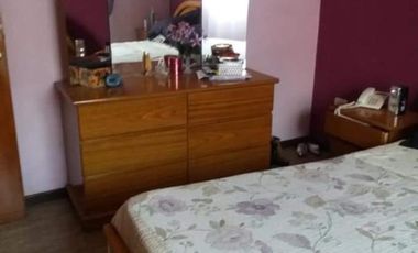Casa en Venta con quincho o sitio comercial - Wilde - Avellaneda