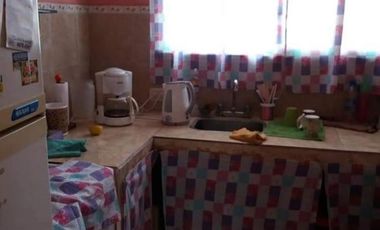 Casa en Venta con quincho o sitio comercial - Wilde - Avellaneda