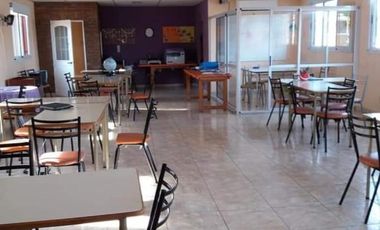 Casa en Venta con quincho o sitio comercial - Wilde - Avellaneda